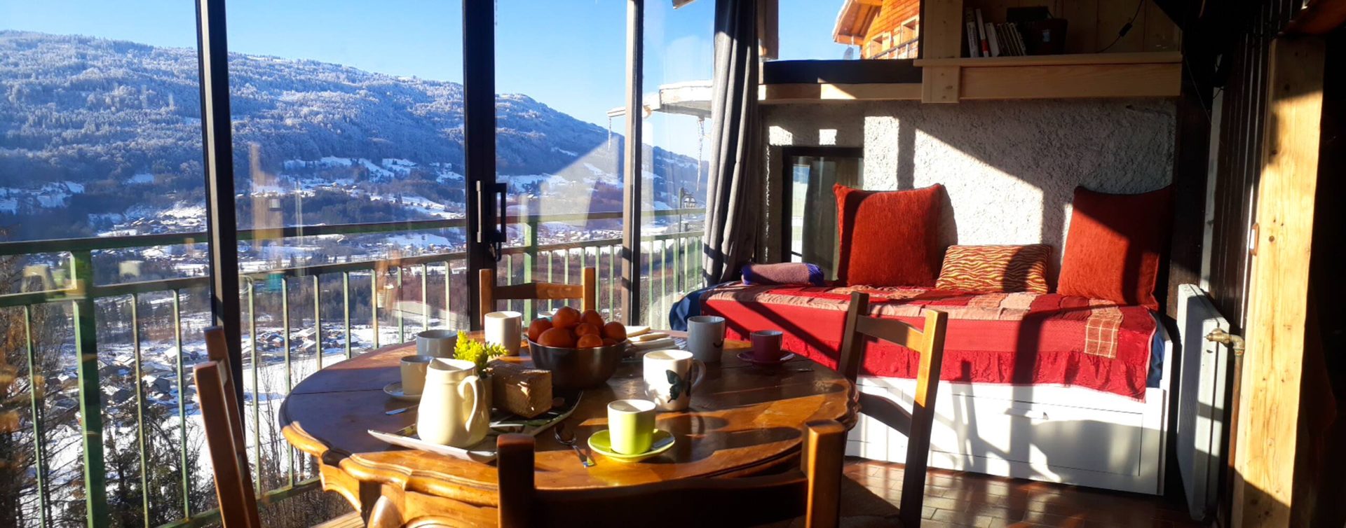 Nid Perché — petit-déjeuner avec vue